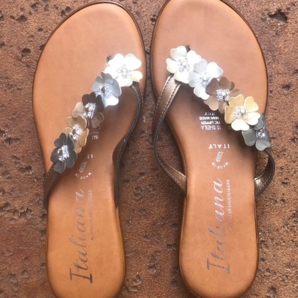 Italian Shoemakers Shoes - NEW Italiana Sandal FlipFlop 8M FlowerDecor Italy